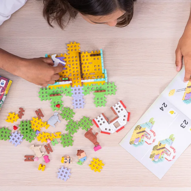 Marioinex Mini Waffle Farmer „Loomaarsti majake“ vahvelklotsid, 100 osa – pilt 7