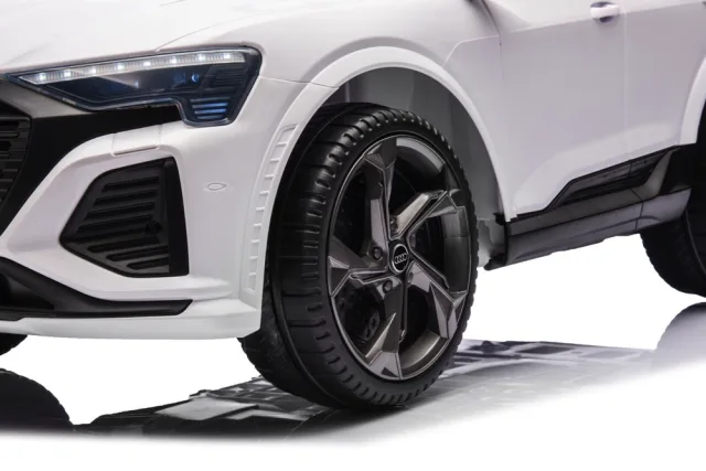 Audi SQ8 elektriauto 12 V – pilt 8