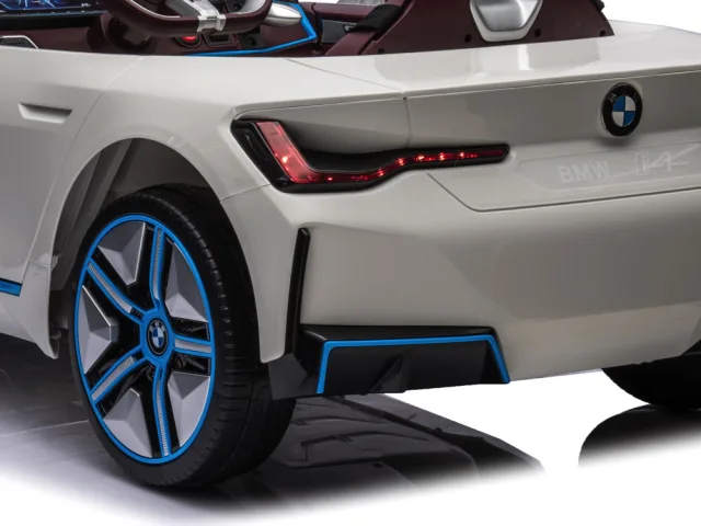 BMW i4 laste elektriauto 12 V – pilt 8