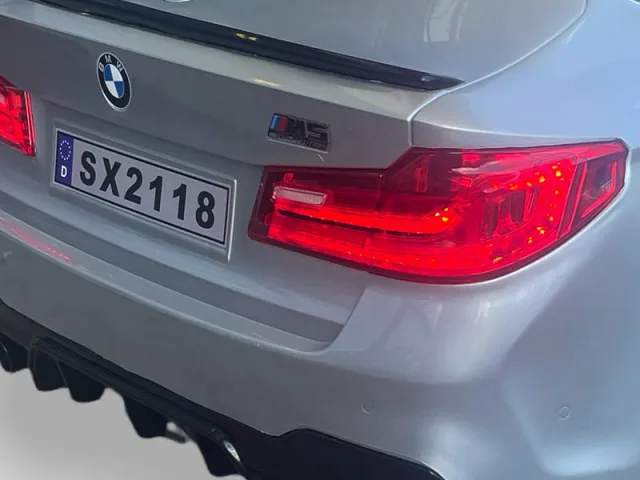 BMW M5 elektriauto 24 V – pilt 9