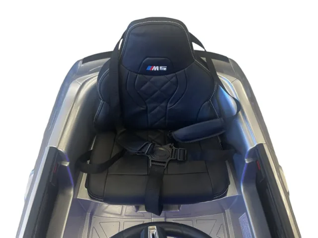BMW M5 elektriauto 24 V – pilt 6