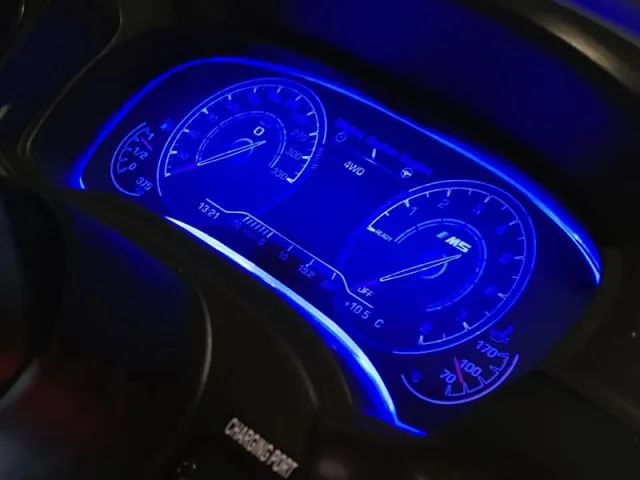 BMW M5 elektriauto 24 V – pilt 12