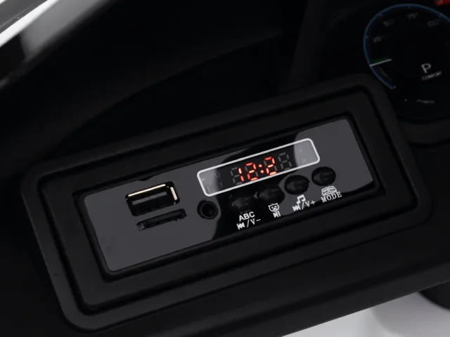 Audi RS e-tron GT elektriauto 12 V – pilt 12