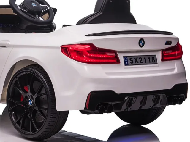 BMW M5 elektriauto 24 V – pilt 5