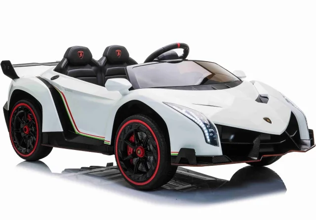 Lamborghini Veneno kahekohaline elektriauto 4 mootoriga – pilt 2