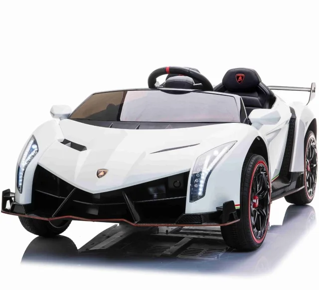 Lamborghini Veneno kahekohaline elektriauto 4 mootoriga