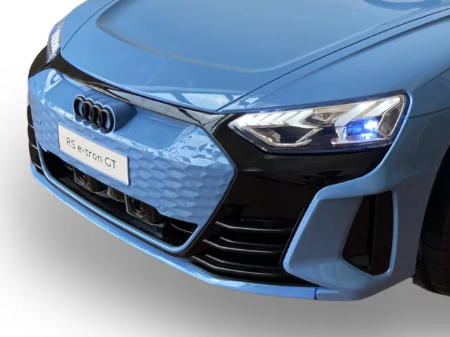 Audi RS e-tron GT elektriauto 12 V – pilt 2